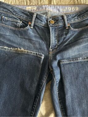 Gap 1969 Women’s Dark Blue Denim Jeans